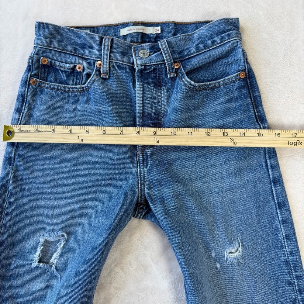 Levi's High Rise Distressed Blue Wedgie Straight Premium Jeans 24 x 28 - Picture 8 of 13
